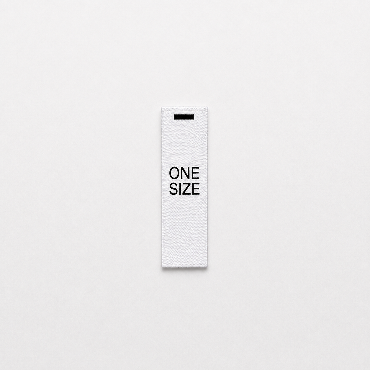 One Size. Baltas satinas